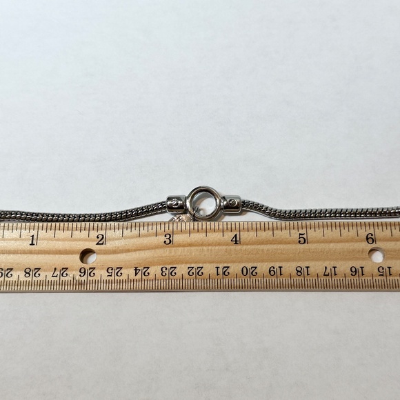 Henri Bande Silver Bracelet - Picture 2 of 5